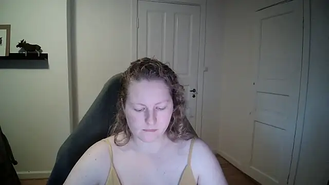 Girlnina-1995 online show from 01/02/25, 01:51