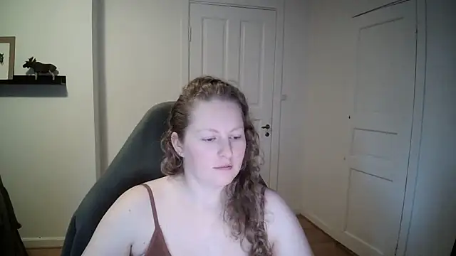 Girlnina-1995 online show from 01/03/25, 01:14