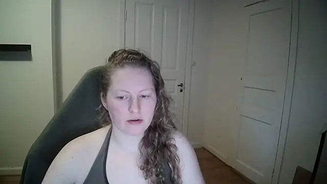 Girlnina-1995 online show from 02/11/25, 02:35