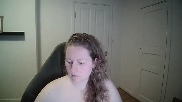 Girlnina-1995 online show from 03/03/25, 12:05