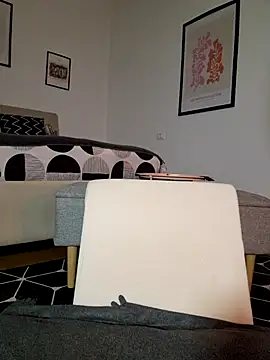 Snapshot of AryaSummersReal chatting on 11/06/25, 08:21 AryaSummersReal online show from 11/06/25, 08:21