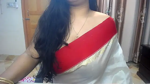 Snapshot of lady_maeda_ chatting on 01/17/25, 08:55 lady maeda online show from 01/17/25, 08:55