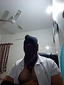 Snapshot of kaizercool1 chatting on 01/23/25, 05:45 kaizercool1 online show from 01/23/25, 05:45