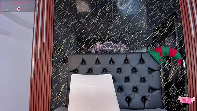 Tamara-evans online show from 12/01/25, 07:08