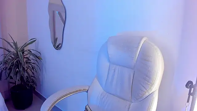 malejabenzz online show from 11/06/25, 07:48