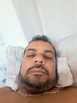 Snapshot of Ben_joseph1976 chatting on 12/17/24, 12:33 Ben joseph1976 online show from 12/17/24, 12:33