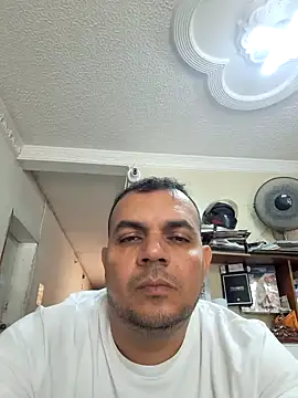 Snapshot of Ben_joseph1976 chatting on 12/24/24, 03:47 Ben joseph1976 online show from 12/24/24, 03:47