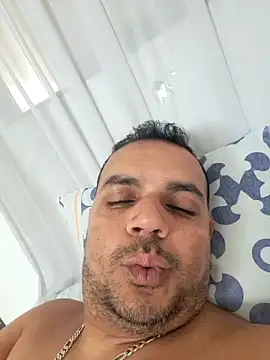 Snapshot of Ben_joseph1976 chatting on 12/28/24, 04:52 Ben joseph1976 online show from 12/28/24, 04:52