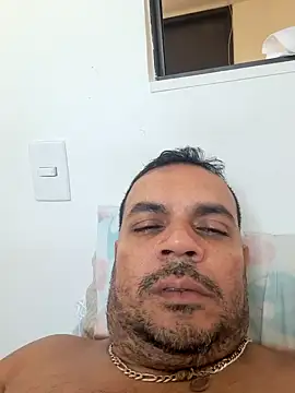 Snapshot of Ben_joseph1976 chatting on 01/05/25, 01:36 Ben joseph1976 online show from 01/05/25, 01:36