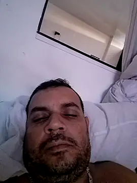 Snapshot of Ben_joseph1976 chatting on 01/06/25, 10:47 Ben joseph1976 online show from 01/06/25, 10:47