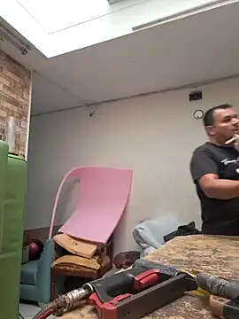 Snapshot of Ben_joseph1976 chatting on 02/18/25, 07:09 Ben joseph1976 online show from 02/18/25, 07:09