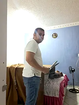 Snapshot of Ben_joseph1976 chatting on 10/11/25, 02:37 Ben joseph1976 online show from 10/11/25, 02:37