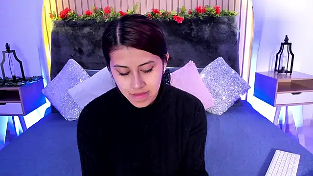 Snapshot of Karlagonzales_ chatting on 02/05/25, 12:53 Karlagonzales online show from 02/05/25, 12:53