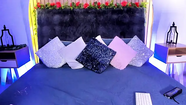 Snapshot of Karlagonzales_ chatting on 02/11/25, 01:10 Karlagonzales online show from 02/11/25, 01:10