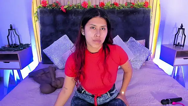 Snapshot of Karlagonzales_ chatting on 10/12/25, 11:09 Karlagonzales online show from 10/12/25, 11:09