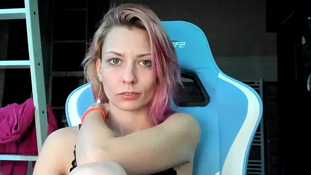 karo123421 online show from 10/22/25, 07:46