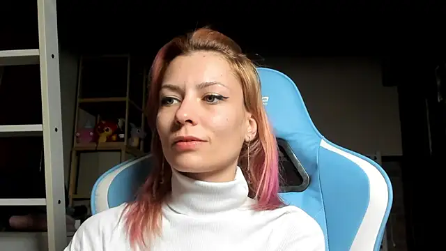 karo123421 online show from 10/25/25, 07:19