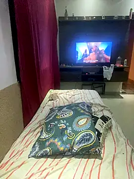 iarinhalatina online show from 11/11/25, 11:38