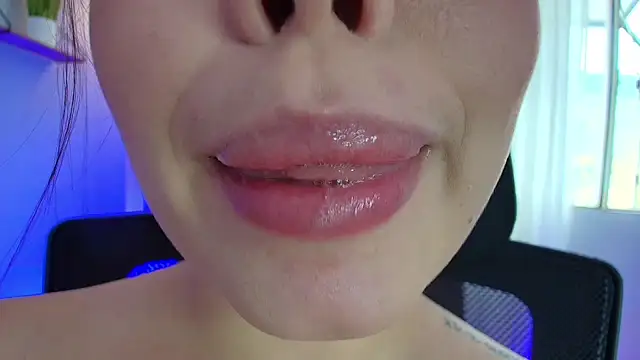Snapshot of lisbet21x chatting on 02/10/25, 07:17 lisbet21x online show from 02/10/25, 07:17