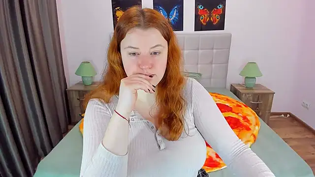 Snapshot of PolinaSalvatore chatting on 12/11/24, 07:31 PolinaSalvatore online show from 12/11/24, 07:31