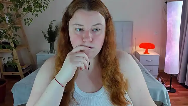 PolinaSalvatore online show from 10/22/25, 11:32