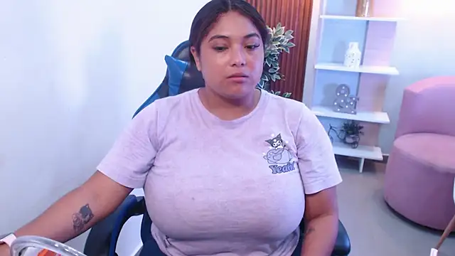 Kenya--Buhle online show from 09/12/25, 11:21