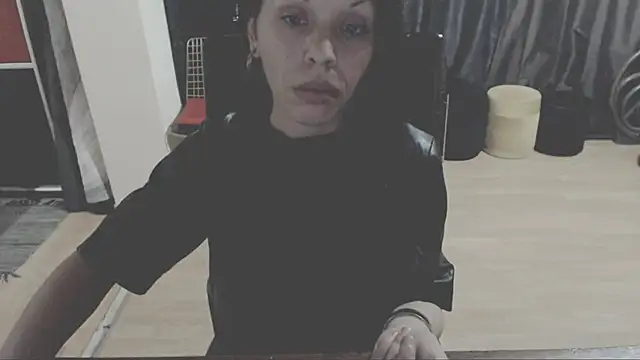 GoldenSasha online show from 10/06/25, 06:38