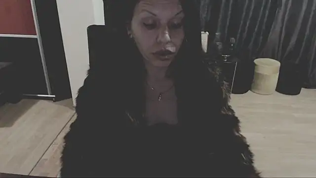 GoldenSasha online show from 10/20/25, 10:49