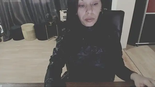 GoldenSasha online show from 10/23/25, 02:49