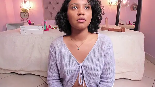 Zafiiraa online show from 01/22/25, 03:07