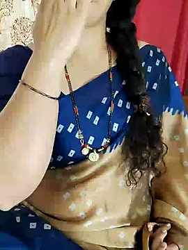 Snapshot of Indian_desi_wife chatting on 12/11/24, 02:41 Indian desi wife online show from 12/11/24, 02:41