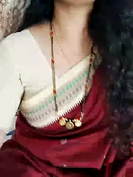 Snapshot of Indian_desi_wife chatting on 12/12/24, 05:31 Indian desi wife online show from 12/12/24, 05:31
