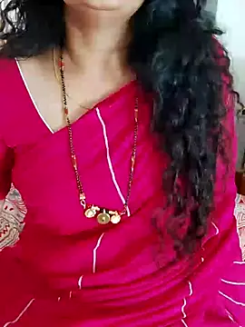 Snapshot of Indian_desi_wife chatting on 12/30/24, 08:32 Indian desi wife online show from 12/30/24, 08:32