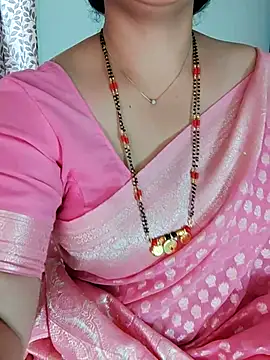 Snapshot of Indian_desi_wife chatting on 02/21/25, 05:56 Indian desi wife online show from 02/21/25, 05:56