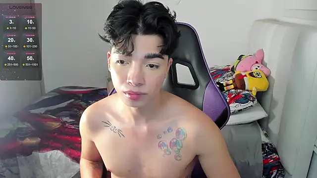 santy7v7 online show from 02/15/25, 01:27