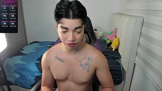 santy7v7 online show from 10/03/25, 01:08