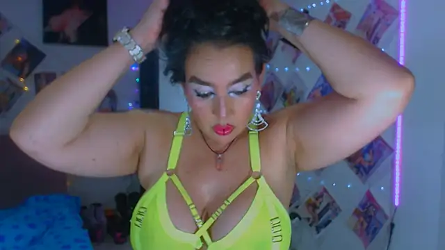 Snapshot of sweet_vanessa_22 chatting on 09/14/25, 03:38 sweet vanessa 22 online show from 09/14/25, 03:38