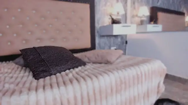 Lia sarahi online show from 11/14/25, 11:53