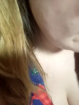 DienkaGreen online show from 12/14/24, 01:50