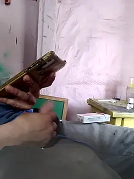 Wero4200 online show from 10/21/25, 08:09