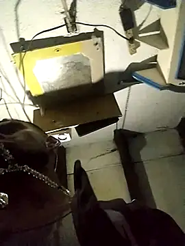 Wero4200 online show from 11/06/25, 07:42