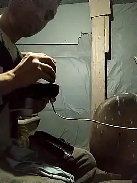 Wero4200 online show from 11/08/25, 09:09