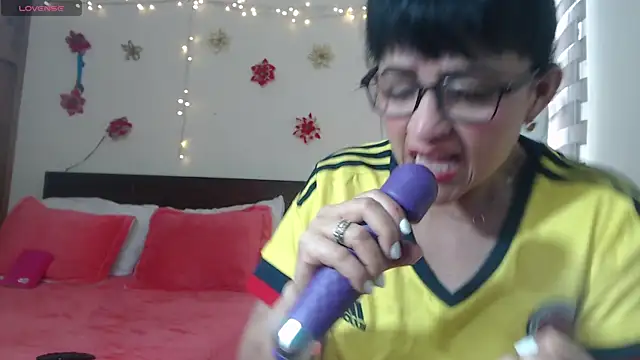 Snapshot of ISABEEL_SOFIA01 chatting on 03/20/25, 09:46 ISABEEL SOFIA01 online show from 03/20/25, 09:46