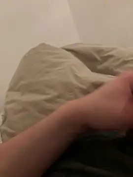 agitnizci13 online show from 02/04/25, 08:28