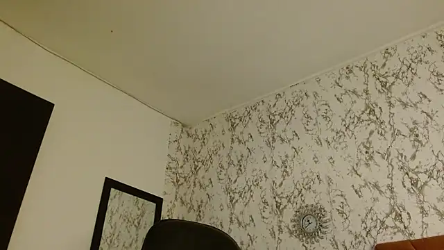 sexychubby    online show from 10/10/25, 08:30