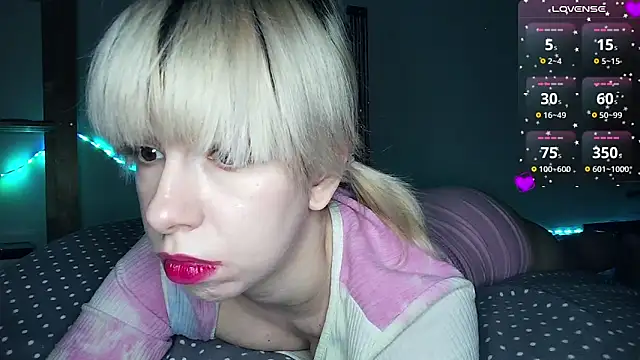 Snapshot of cruellagoth666 chatting on 12/11/24, 04:20 cruellagoth666 online show from 12/11/24, 04:20