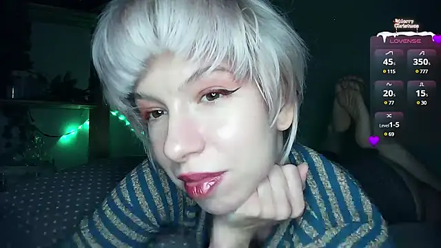 Snapshot of cruellagoth666 chatting on 12/26/24, 06:12 cruellagoth666 online show from 12/26/24, 06:12