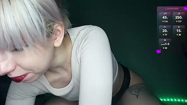 Snapshot of cruellagoth666 chatting on 02/20/25, 03:41 cruellagoth666 online show from 02/20/25, 03:41