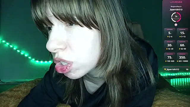 Snapshot of cruellagoth666 chatting on 09/27/25, 12:59 cruellagoth666 online show from 09/27/25, 12:59