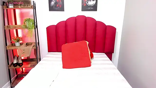 Ashleyyrobert online show from 01/02/25, 11:16